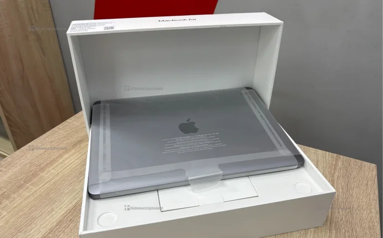 Ноутбук  MacBook Air 13 m1