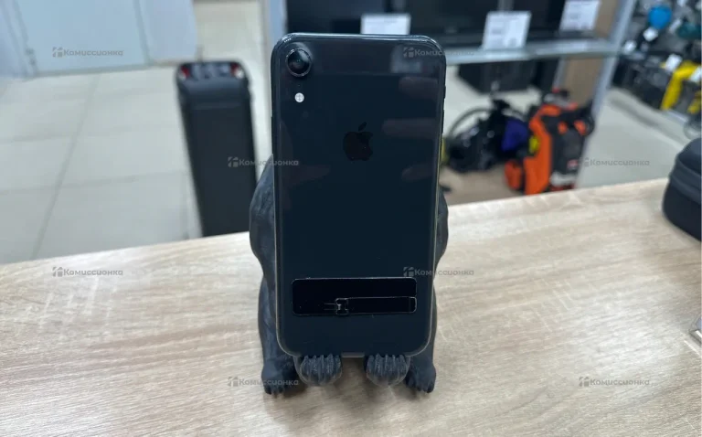 Apple iPhone XR 64GB