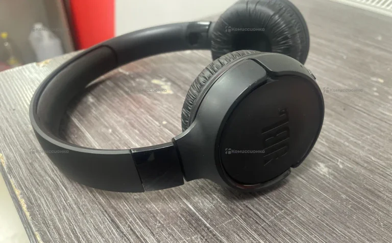 Наушники JBL TUNE520BT