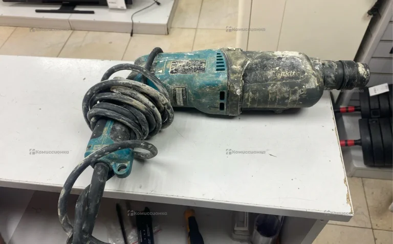 Перфоратор makita HR2470
