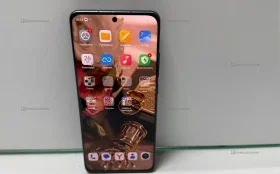 Xiaomi 12 12/256 ГБ