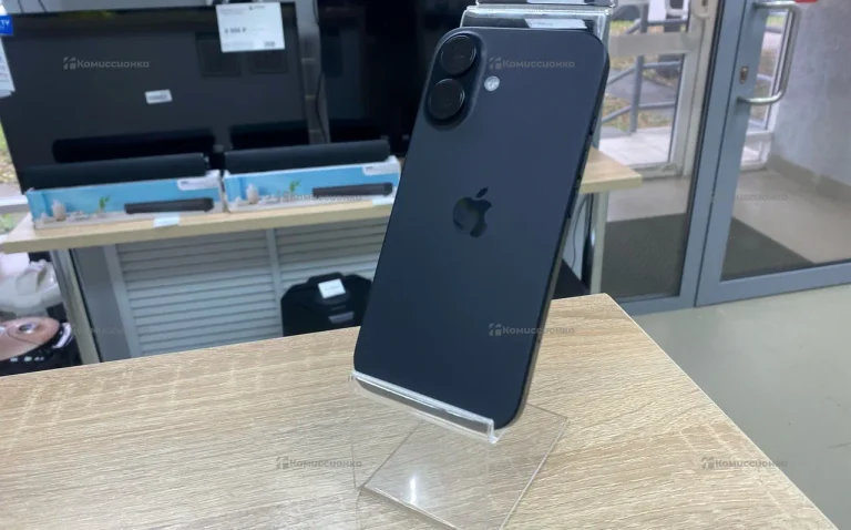 Apple iPhone 16 8/128 ГБ