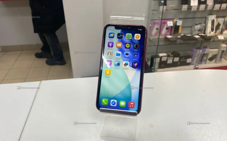 Apple iPhone 11 4/128 ГБ