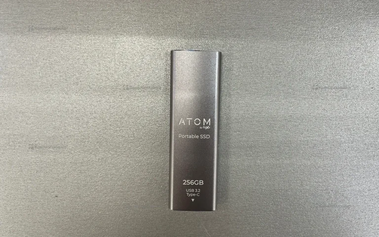 Внешний жесткий диск Atom SSD 256GB