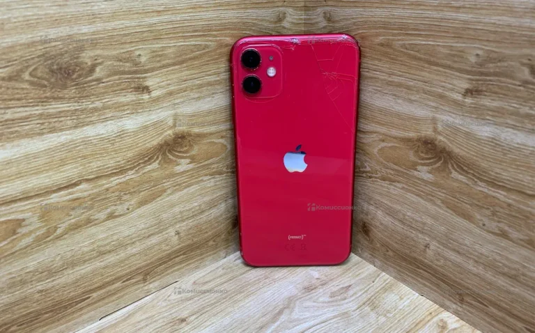 Apple iPhone 11 4/64 ГБ