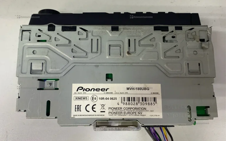 Автомагнитола  pioneer mvh 180ubg