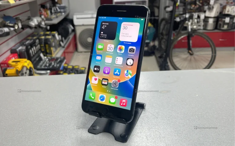 Apple iPhone 8 Plus 64 ГБ