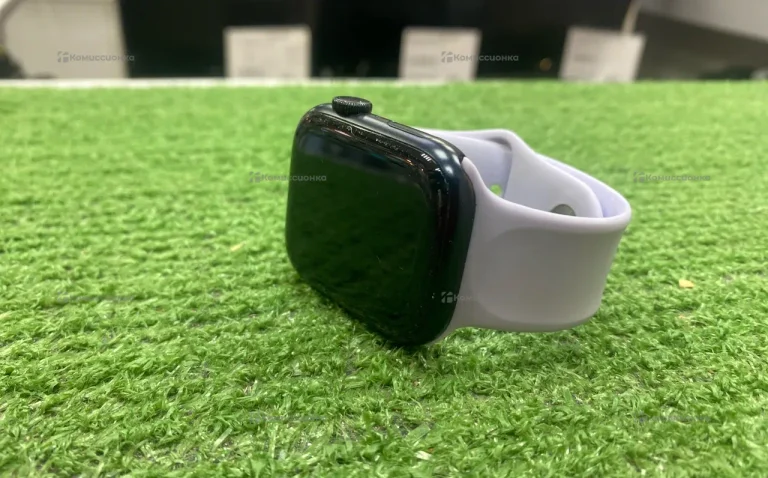 Часы Apple Watch 7 45mm