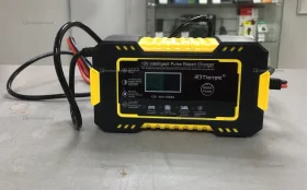 Автомобильная зарядка motor mind