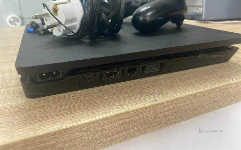 Приставка PS4. Slim 500 GB