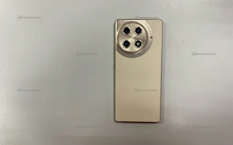 Tecno Camon 30S 8/256 ГБ