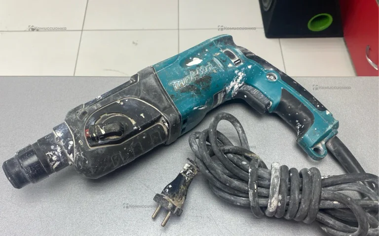 Перфоратор makita HR2470