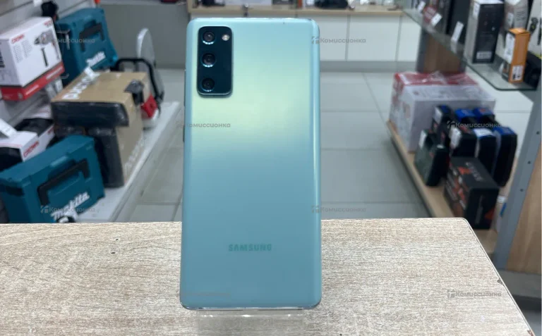 Samsung Galaxy S20 FE 6/128 ГБ