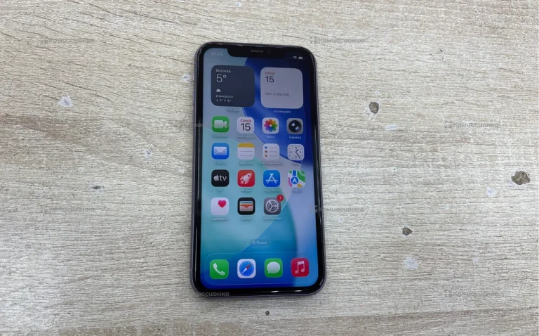 Apple iPhone 11 4/64 ГБ