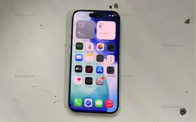 Apple iPhone 16 8/128 ГБ