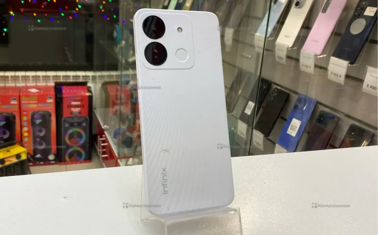 Infinix Smart 7 HD 2/64 ГБ