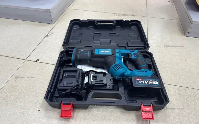 Сабельная пила (большая) Makita акб черный кейс