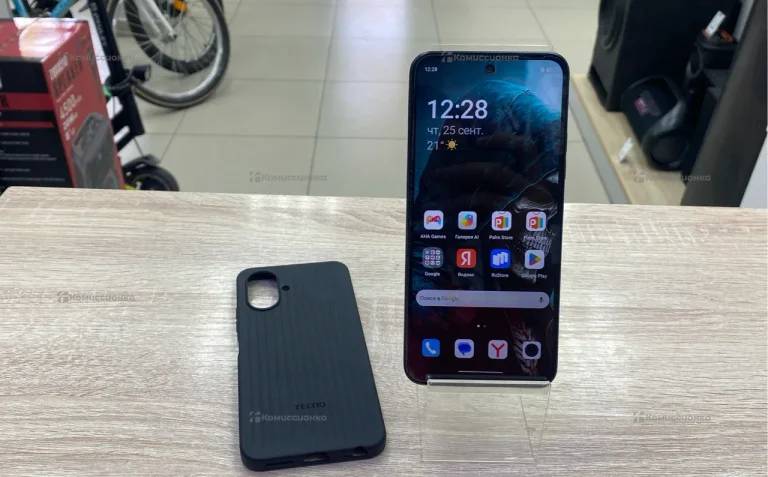 Tecno Spark Go 2 4/128 Гб