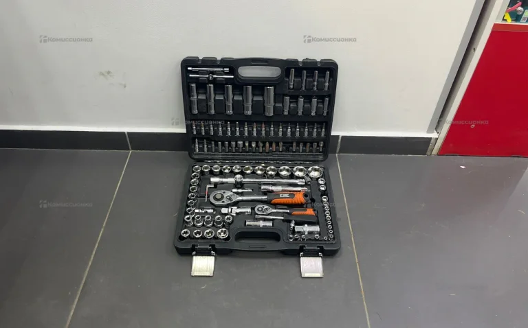 Набор инструментов Craftroyal Line 94 предмета