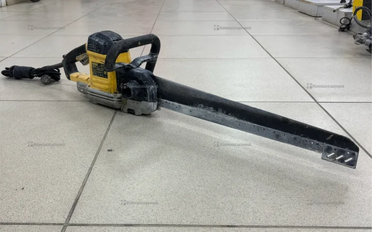 Аллигатор Dewalt DWE397