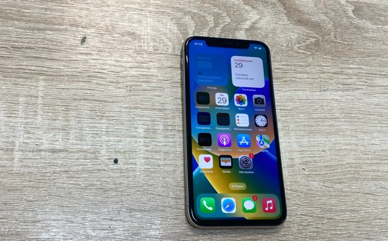 Apple iPhone X 3/64 ГБ