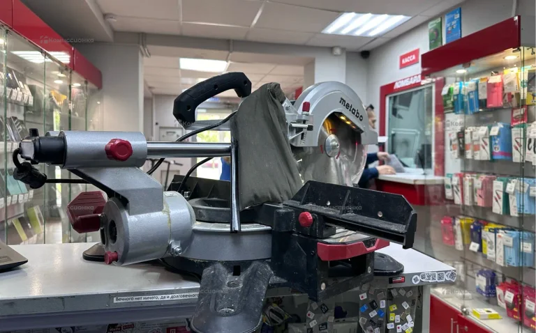 Торцовочная пила METABO KGS 254 M, 1800Вт, 254мм [