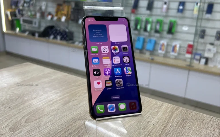 Apple iPhone X 3/64 ГБ