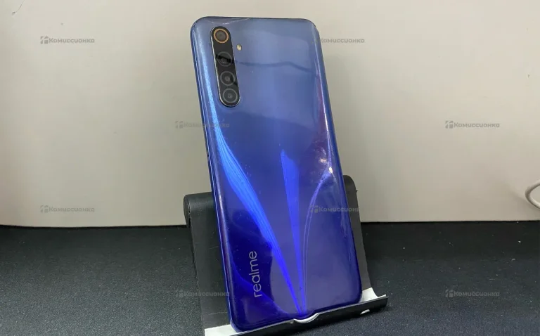 Realme 6 4/128 ГБ