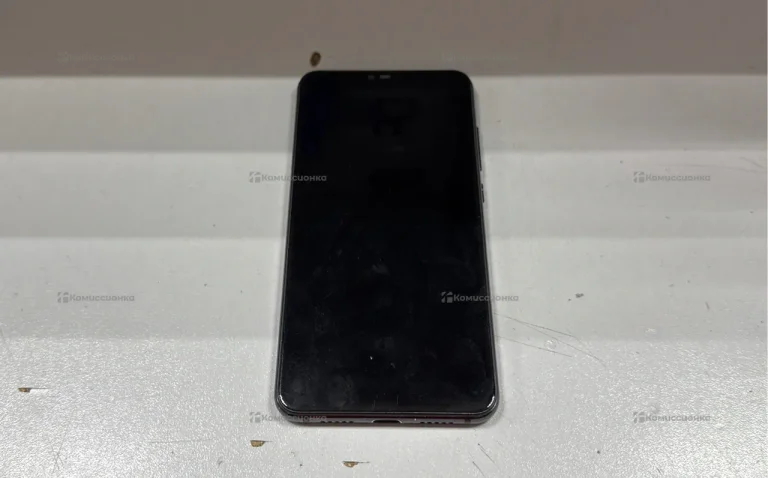 Xiaomi Mi 8 Lite 4/64 ГБ