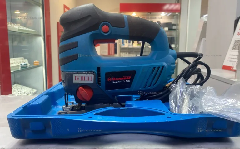 Электролобзик HAMMER LZK 750B