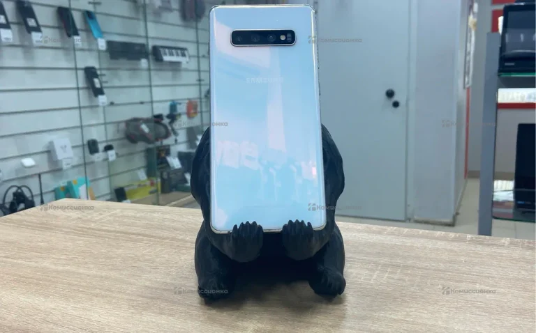 Samsung Galaxy S10+ 8/128 ГБ