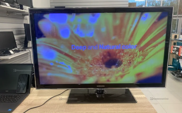 Телевизор Samsung UE40D6100 Smart TV