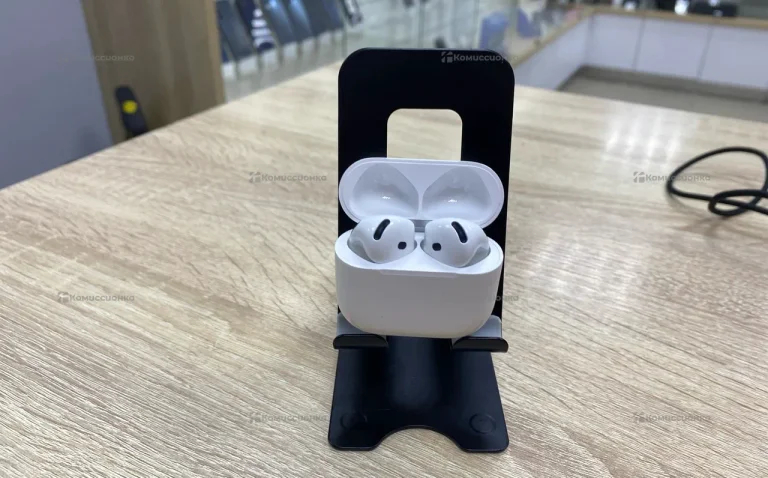 Наушники  Apple AirPods 4