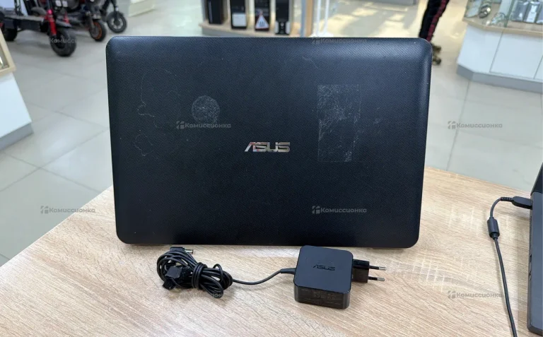 Ноутбук Asus X554L