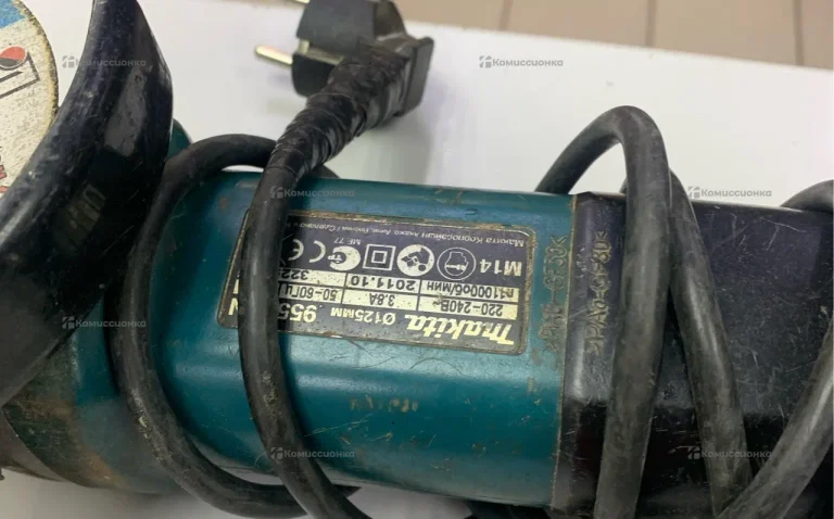 УШМ Makita 9558HNR