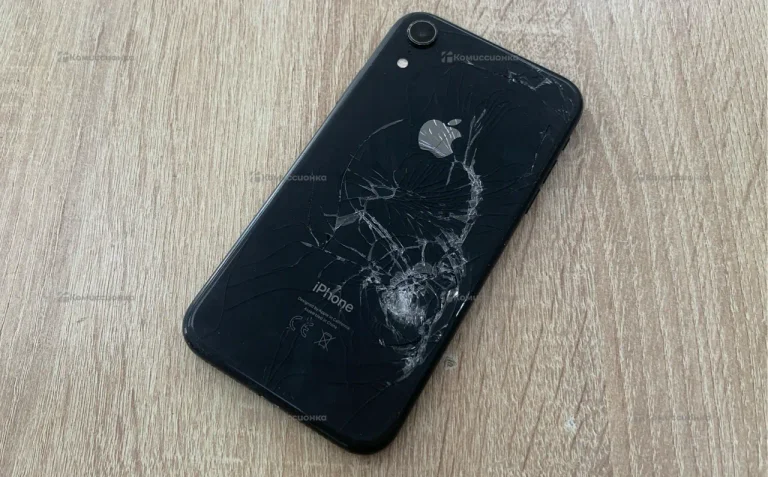 Apple iPhone XR 3/64 ГБ