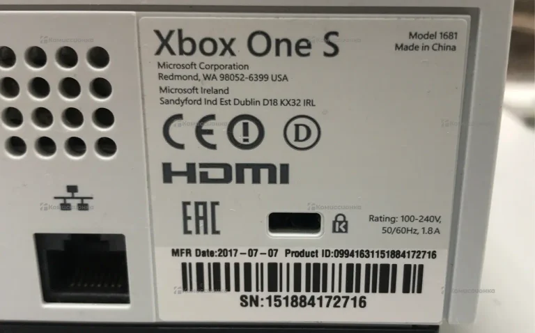 Приставка Xbox series one S 1 tb(прошитая)