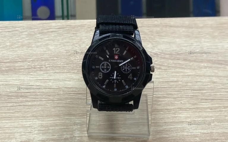 Часы  Swiss army реплика