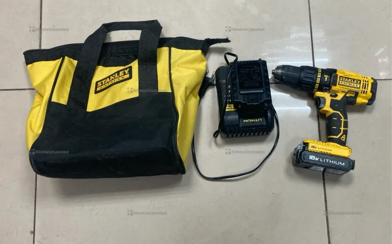 Дрель-шуруповерт STANLEY FMC626