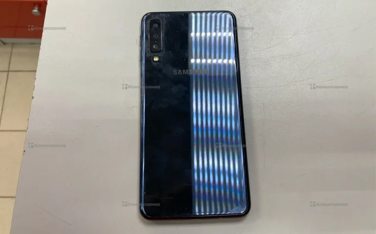 Samsung Galaxy A7 (2018) 4/64 ГБ