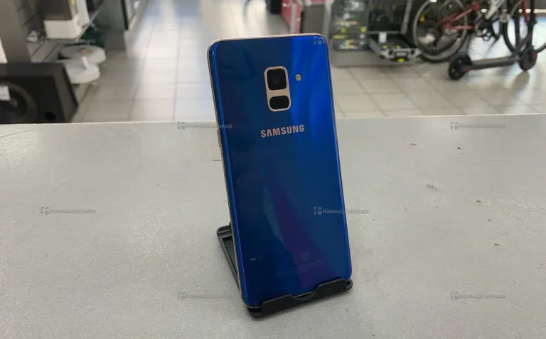 Samsung Galaxy A8 (2018) 4/32 ГБ