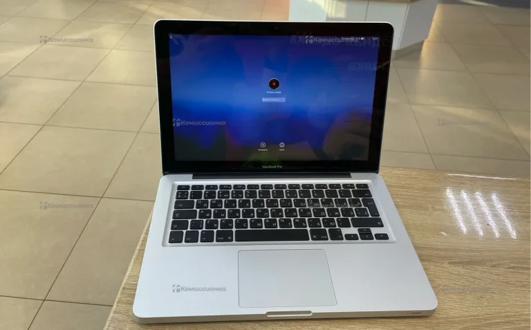 Ноутбук  Apple MacBook Pro