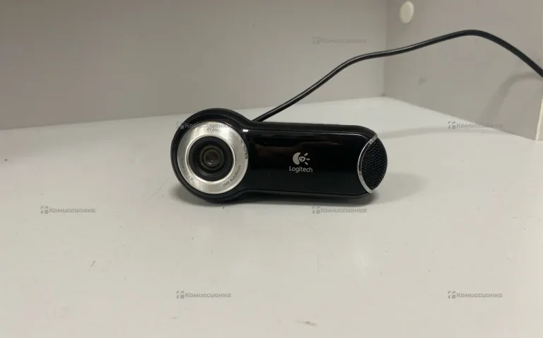 Веб камера Logitech QuickCam Pro 9000