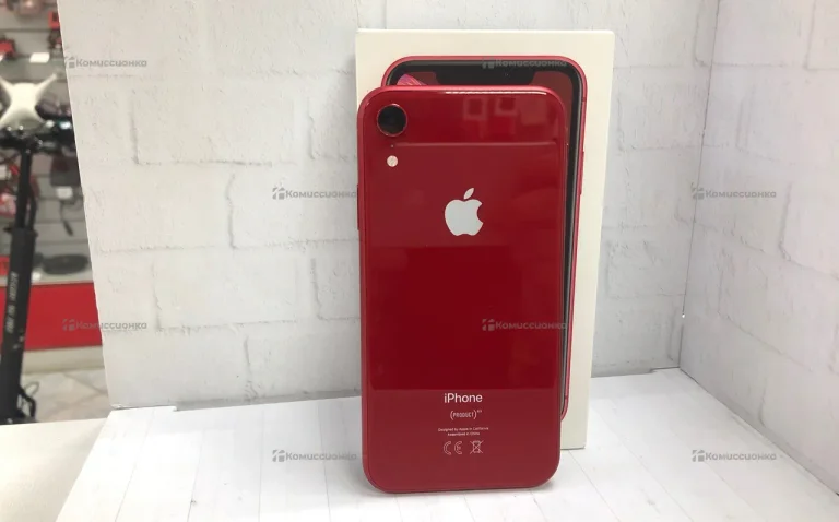 Apple iPhone XR 64 ГБ