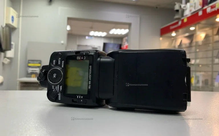 Фотоаппаратная вспышка Nikon speedlight sb-700