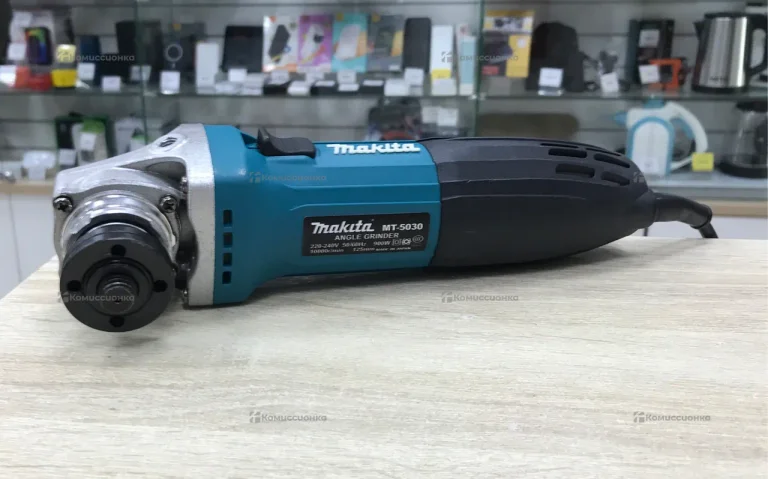 Уши Makita su-5030 rep