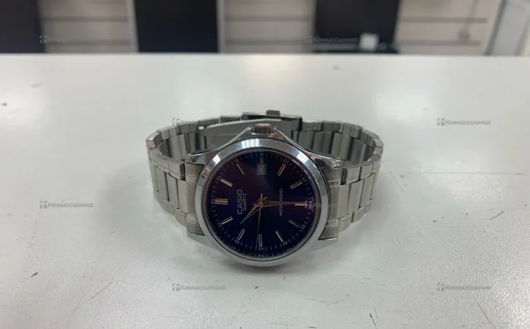 Часы  Casio