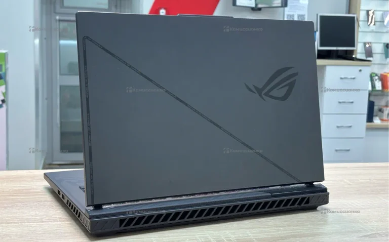 Ноутбук Asus Strix