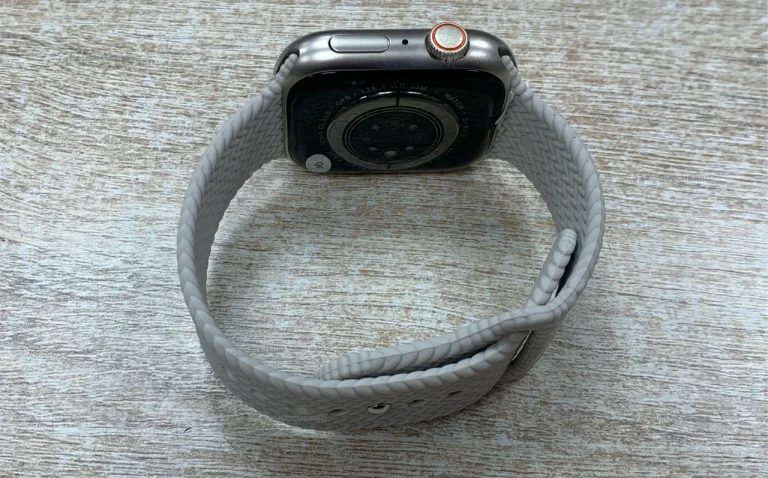 Часы  hk 9 pro+