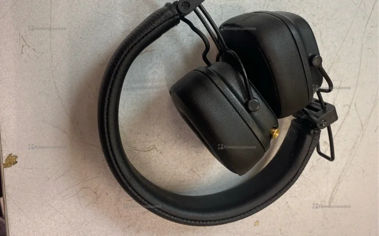 Наушники Marshall Major IV